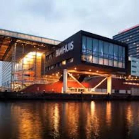 Private Guesthouse Bnb The Waterhouse Houseboat Amsterdam Eksteriør billede