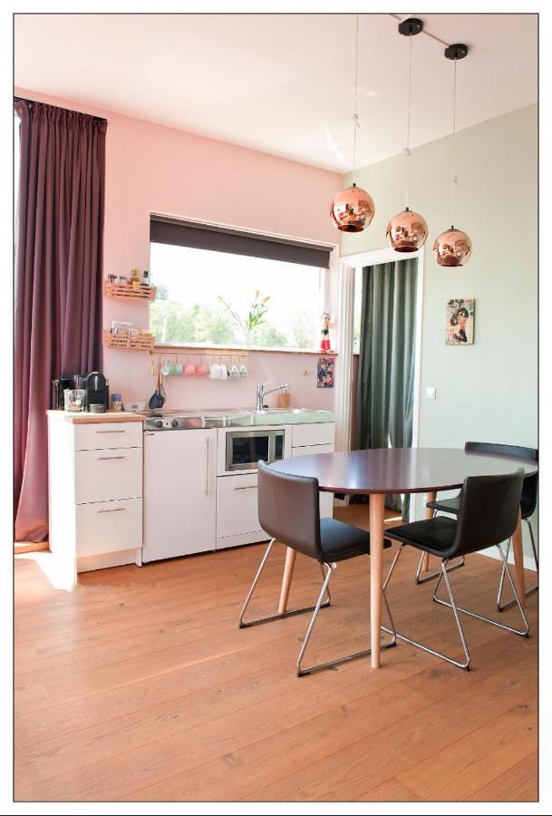 Private Guesthouse Bnb The Waterhouse Houseboat Amsterdam Eksteriør billede