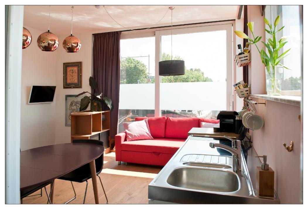 Private Guesthouse Bnb The Waterhouse Houseboat Amsterdam Eksteriør billede